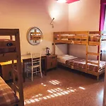 Ostellolinda Hostel *
